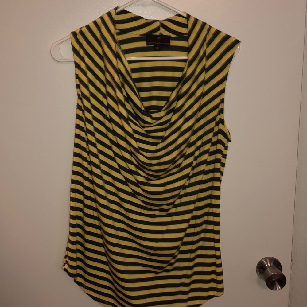 Short Sleeve yellow and a grey